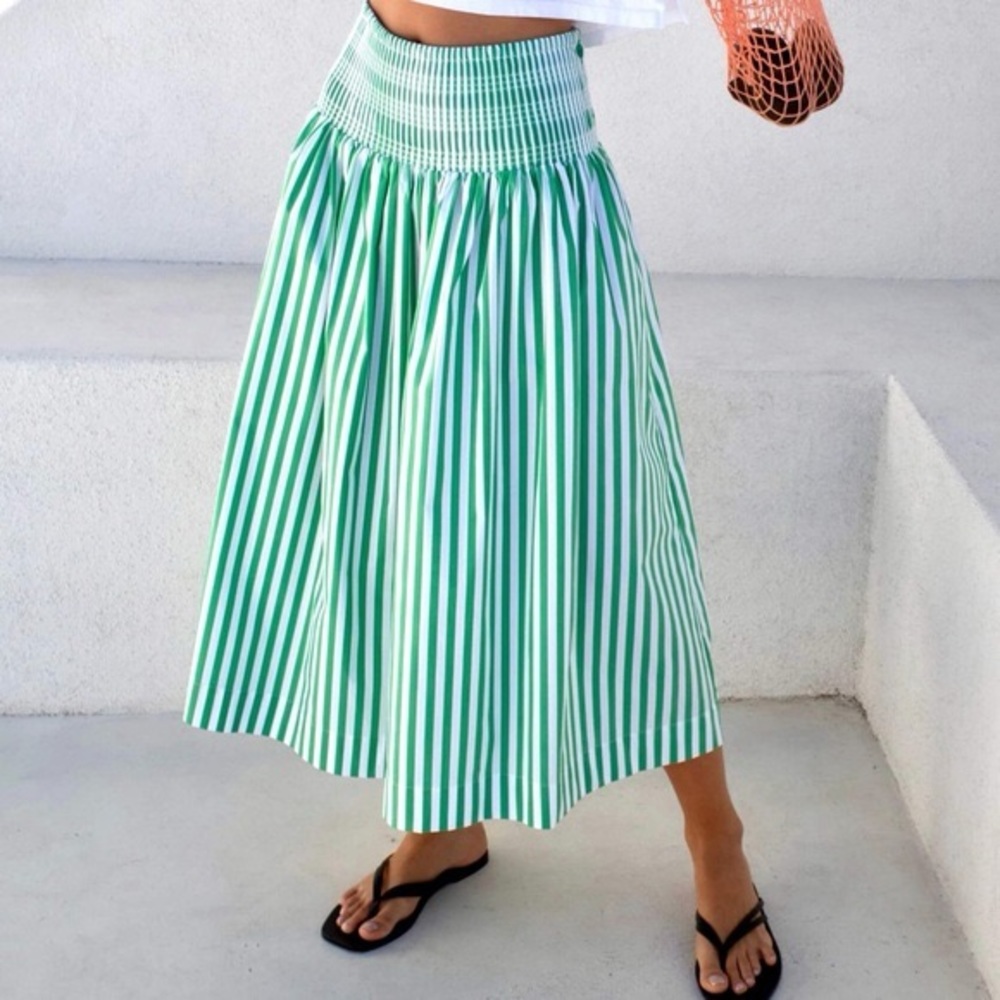 NWOT AYR The Triple Threat Skirt GREEN SMALL